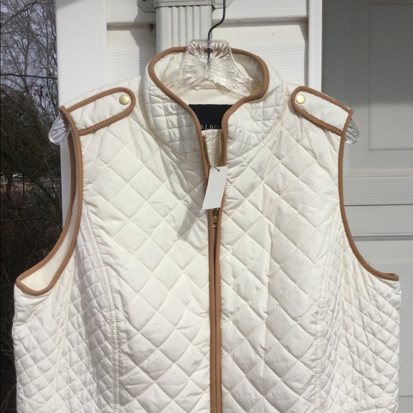 NWT Talbots Cute Quilted Cream Tan Trim Zip Vest - Picture 2 of 5